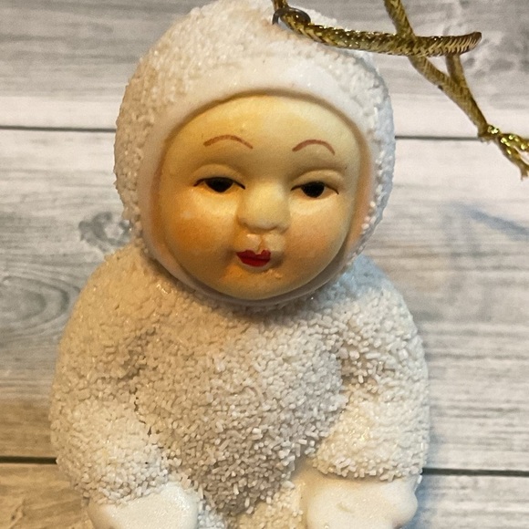 Vintage Snowbaby Christmas Ornament Textured Ceramic Ornament keepsake - Picture 4 of 7